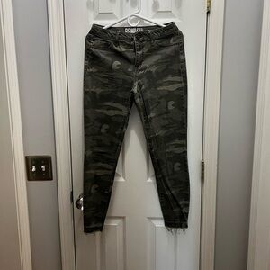 Women's Camouflage Jeans